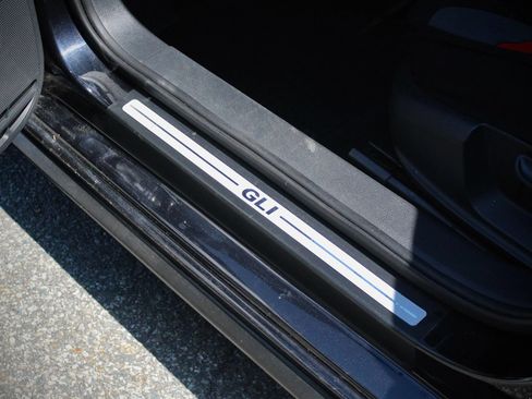 Used 2012 Volkswagen Jetta GLI Autobahn FWD image 59