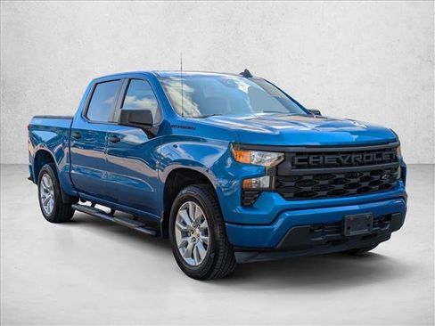 Used 2022 Chevrolet Silverado 1500 Custom w/ LPO, Dark Essentials Package AWD/4WD image 3