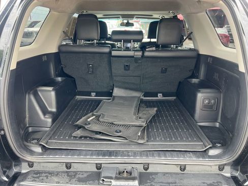 Used 2019 Toyota 4Runner Limited AWD/4WD image 36