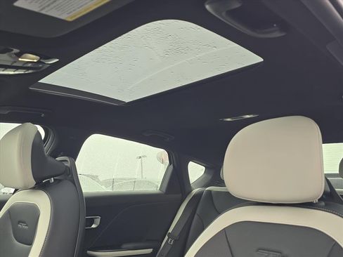 New 2025 Kia K4 GT-Line Turbo image 17