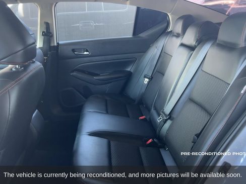 Used 2025 Nissan Altima 2.5 SR FWD image 12