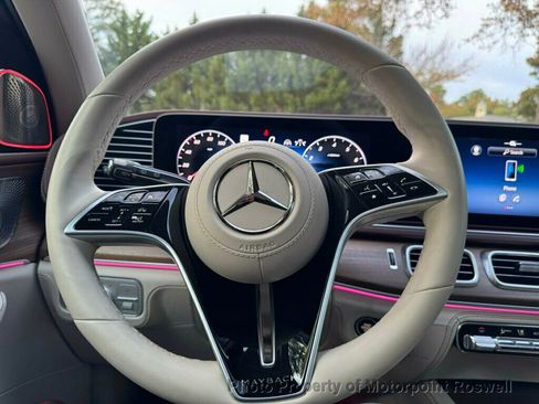 Used 2024 Mercedes-Benz Maybach GLS 600 Maybach GLS 600 4MATIC SUV image 36