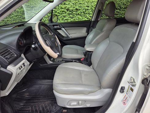 Used 2014 Subaru Forester 2.5i Limited w/ Popular Package #2 AWD/4WD image 25