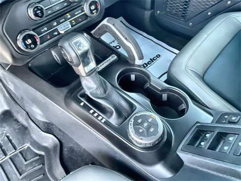 Used 2023 Ford Bronco Outer Banks w/ Sasquatch Package image 10