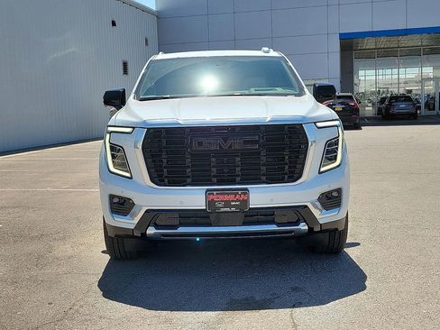 New 2026 GMC Yukon Denali AWD/4WD image 3