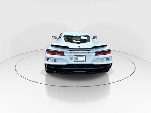 Used 2024 Chevrolet Corvette E-Ray AWD/4WD image 7