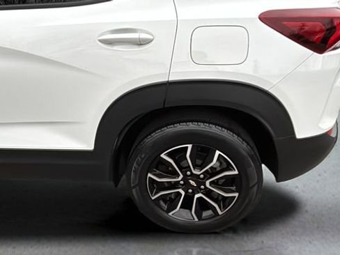 Used 2023 Chevrolet TrailBlazer ACTIV w/ Convenience Package image 35