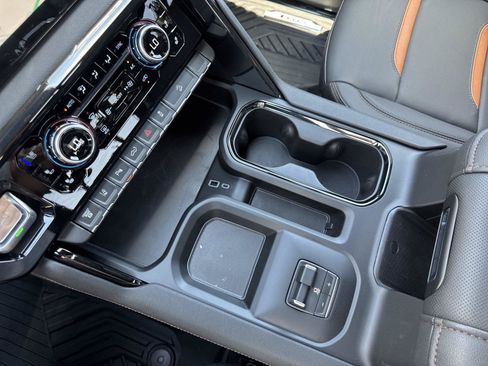 New 2026 GMC Sierra 2500 AT4 w/ AT4 Premium Plus Package AWD/4WD image 28
