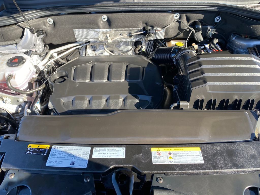 Used 2025 Volkswagen Atlas Cross Sport SE FWD image 27