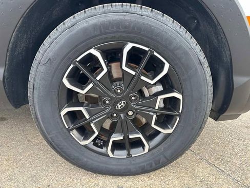 Used 2023 Hyundai Santa Cruz SEL Premium image 7