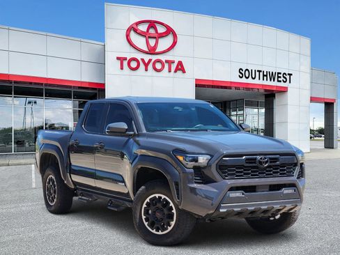 Used 2024 Toyota Tacoma TRD Off-Road w/ TRD Off Road Upgrade Package AWD/4WD image 1