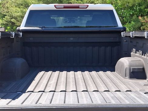 Used 2023 Chevrolet Silverado 1500 Custom AWD/4WD image 31
