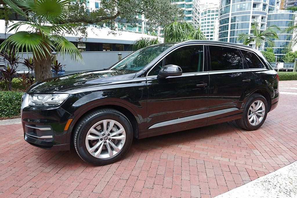 Used 2019 Audi Q7 3.0T Premium Plus AWD/4WD image 15