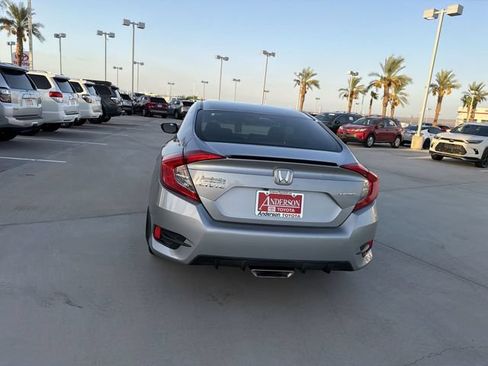 Used 2019 Honda Civic Sport image 6