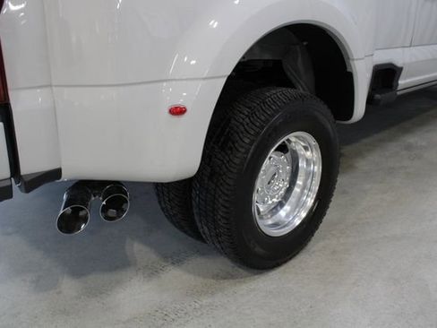 New 2026 Ford F350 Platinum AWD/4WD image 27