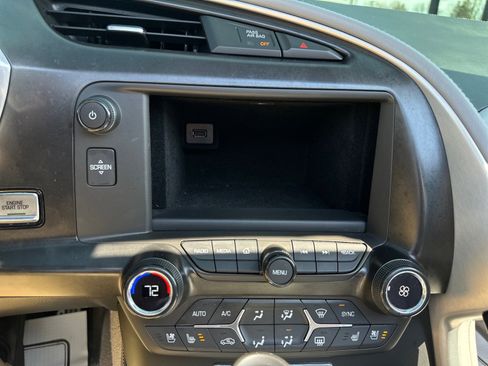 Used 2017 Chevrolet Corvette Stingray Coupe w/ 3LT Preferred Equipment Group image 31