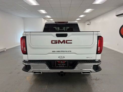 New 2026 GMC Sierra 1500 SLT image 7