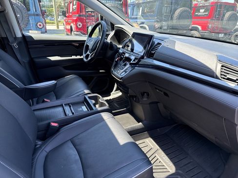 Used 2024 Honda Odyssey Elite image 35