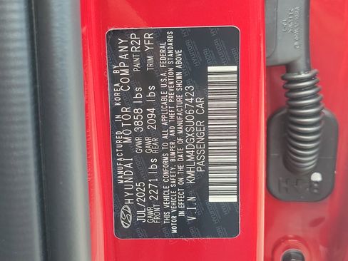 Used 2025 Hyundai Elantra Sport FWD image 28