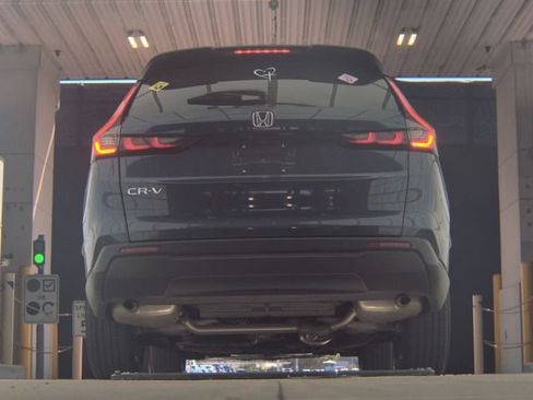 Used 2026 Honda CR-V EX-L image 3