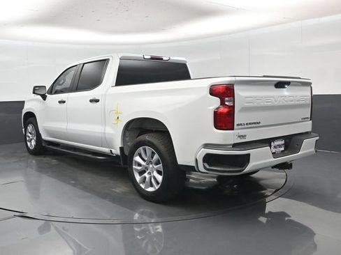 Used 2022 Chevrolet Silverado 1500 Custom RWD image 30