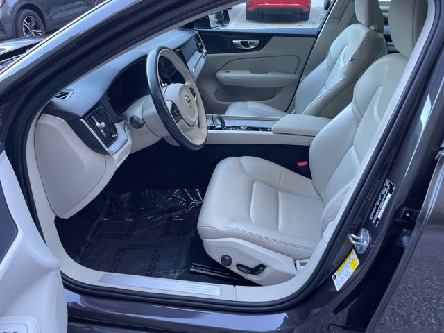 Certified 2023 Volvo S60 B5 Plus w/ Climate Package AWD/4WD image 10