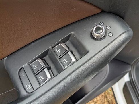 Used 2014 Audi Q5 2.0T Premium w/ Lighting Package image 14