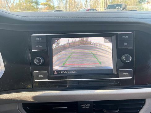 Used 2021 Volkswagen Jetta S image 19