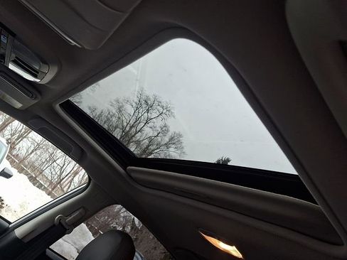 Used 2021 Subaru Crosstrek 2.5i Sport w/ Moonroof Package image 14