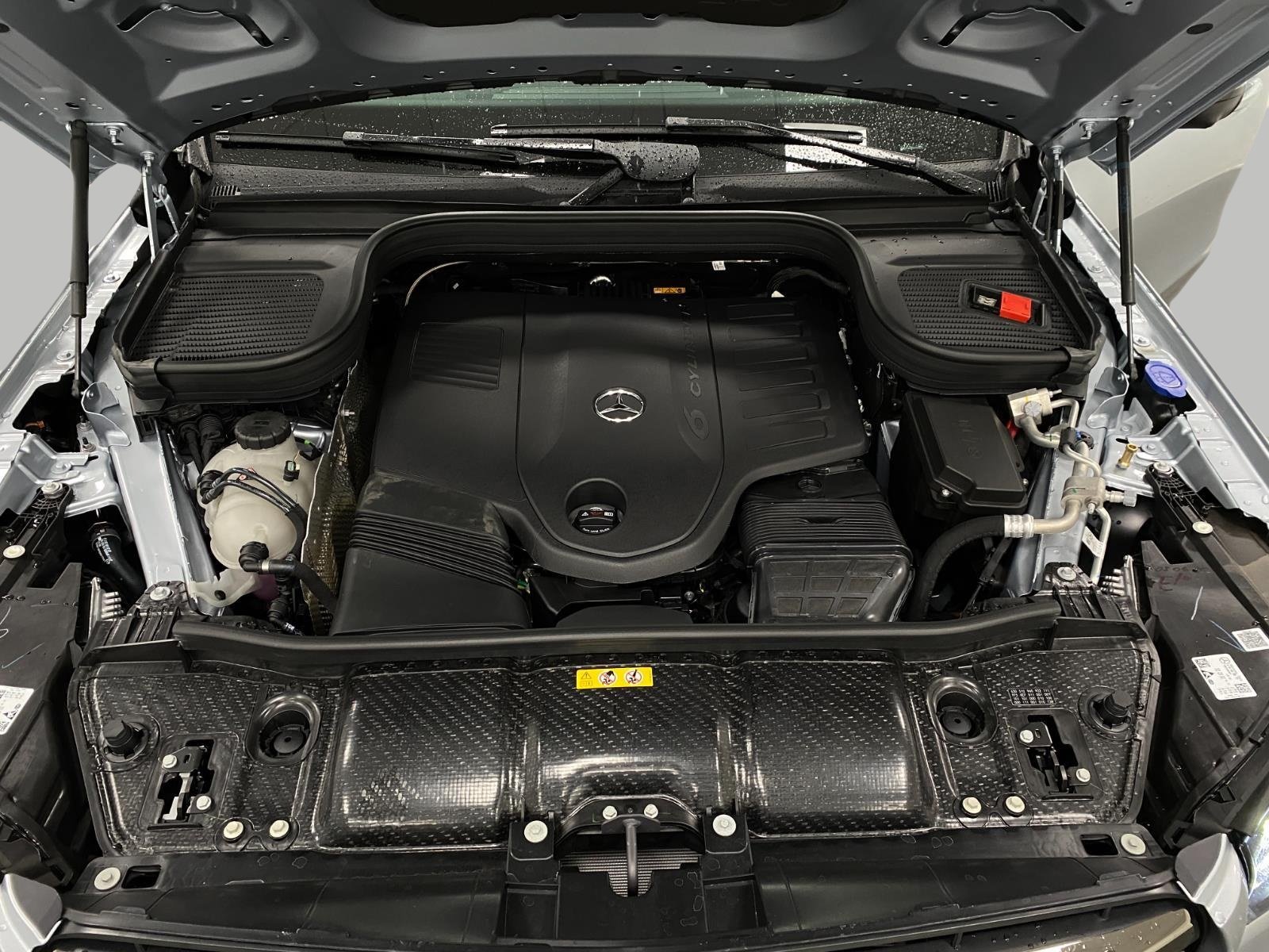 New 2026 Mercedes-Benz GLS 450 4MATIC image 12