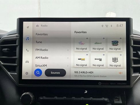 Used 2022 Toyota Tundra Limited w/ Power Package image 34