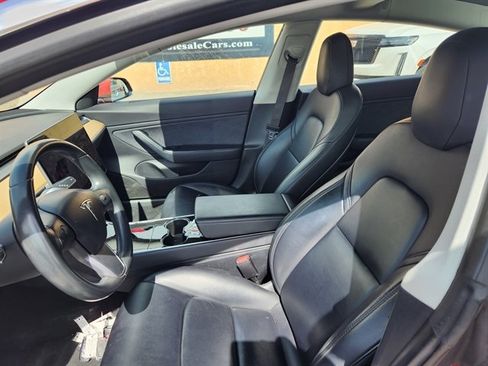 Used 2018 Tesla Model 3 Long Range RWD image 7