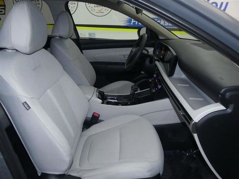 Used 2025 Hyundai Tucson SEL image 8