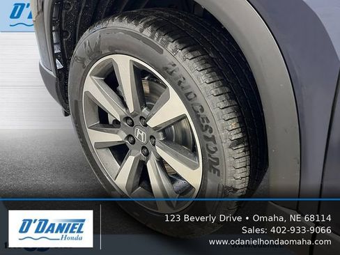 Used 2025 Honda Pilot Elite image 12