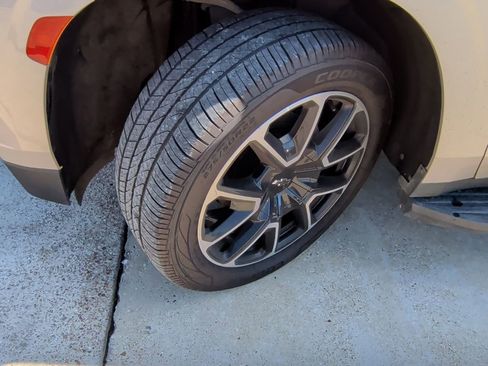 Used 2023 Chevrolet Suburban RST w/ Sport Performance Package image 56