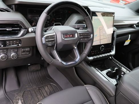 New 2026 GMC Yukon XL Elevation w/ Elevation Premium Package AWD/4WD image 11