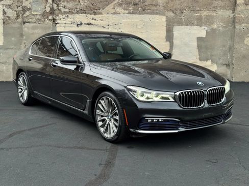Used 2016 BMW 750i xDrive AWD/4WD image 2