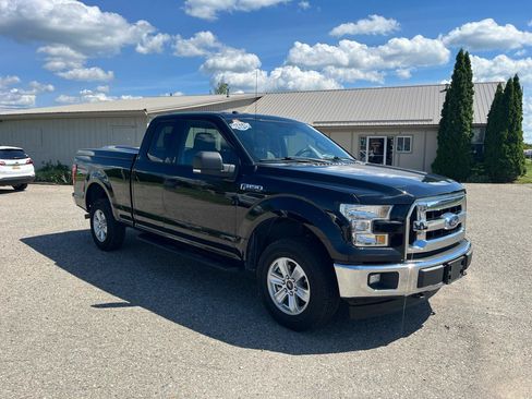 Used 2017 Ford F150 XLT w/ Equipment Group 301A Mid AWD/4WD image 7