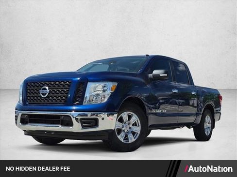 Used 2019 Nissan Titan SV w/ SV Convenience Package RWD image 1