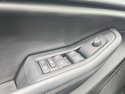 Used 2024 Jeep Grand Cherokee Altitude image 36