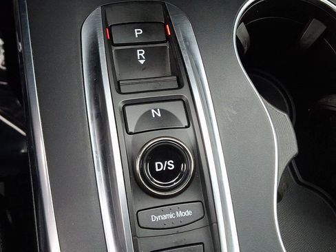 Used 2020 Acura MDX SH-AWD image 16