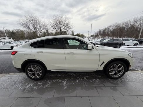 Used 2022 BMW X4 xDrive30i w/ Premium Package image 6