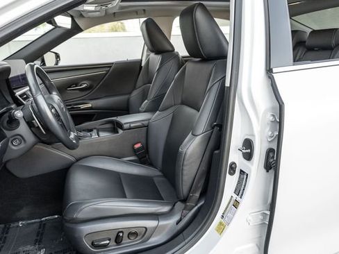 Used 2023 Lexus ES 350 w/ Premium Package image 11