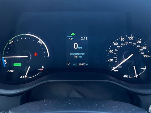 Used 2024 Toyota Sienna XLE image 27