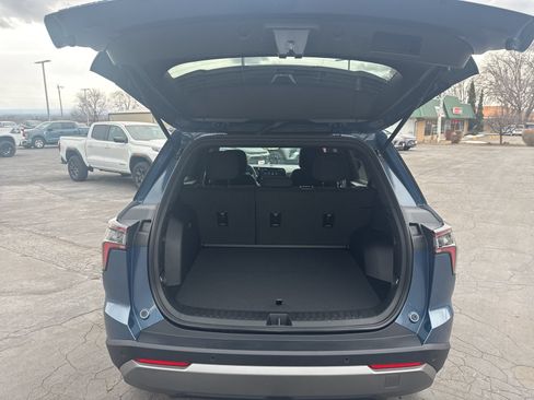 New 2026 Chevrolet Equinox LT w/ Midnight Edition AWD/4WD image 38
