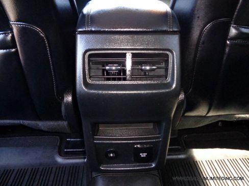 Used 2024 Ford Edge SEL w/ Convenience Package AWD/4WD image 17