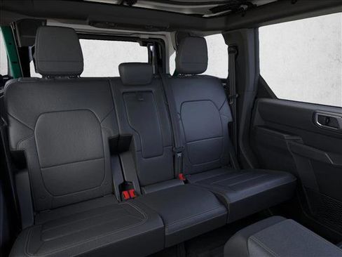 New 2025 Ford Bronco Badlands image 8