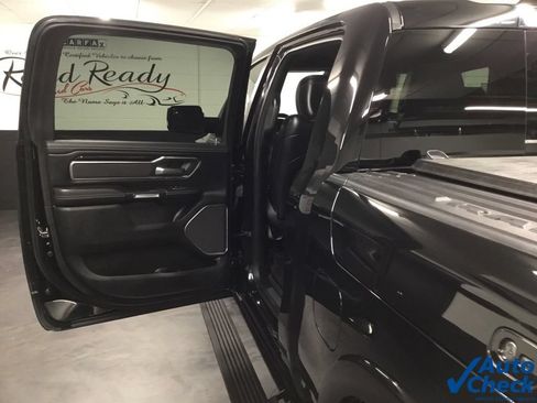 Used 2021 RAM 1500 Laramie AWD/4WD image 32