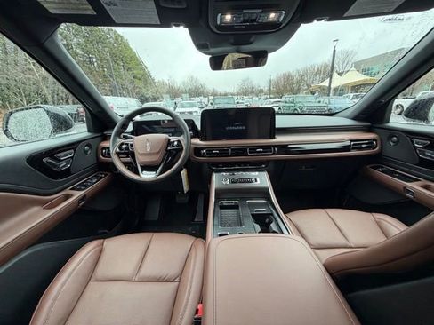 New 2026 Lincoln Aviator Reserve w/ Jet Appearance Package image 11