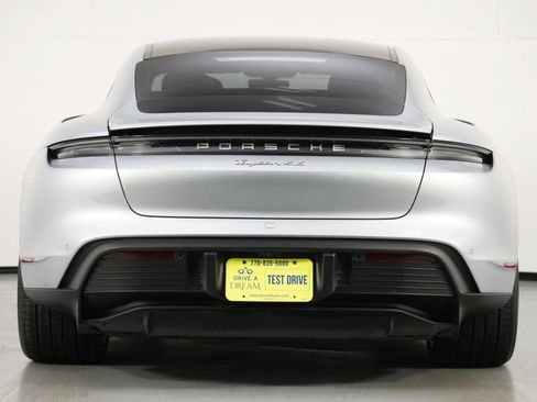 Used 2020 Porsche Taycan 4S w/ Premium Package image 11